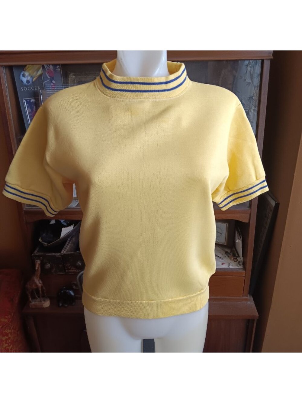 True Vintage Creslan Sweatshirt Medium Yellow Pullover Top Ringer Striped 1970s